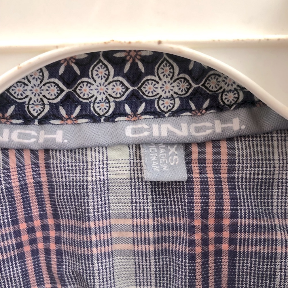 Cinch Button Up